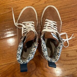 Vans High Top Scotch-guard Rain Sneakers